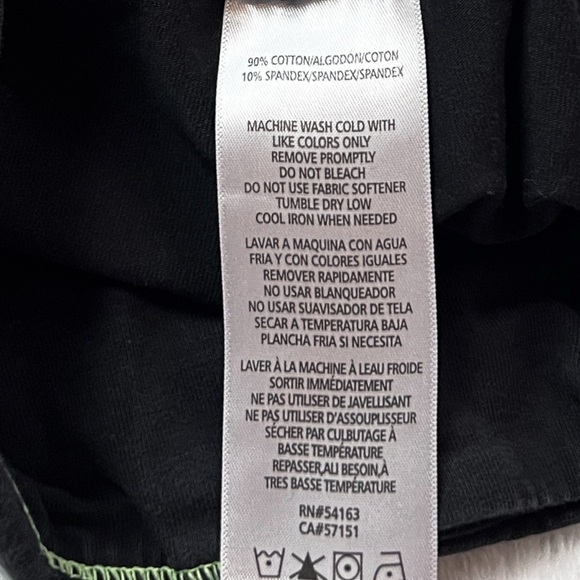 Calvin Klein Biker Shorts Mid Rise Black Graphic Print Side Pocket Extra Small - Picture 9 of 9